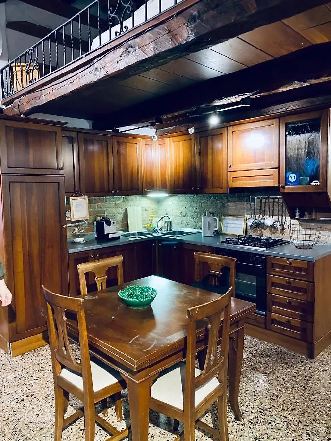 Hesperia Apartment Тревизо Италия