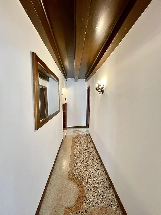 Hesperia Apartment 트레비소
